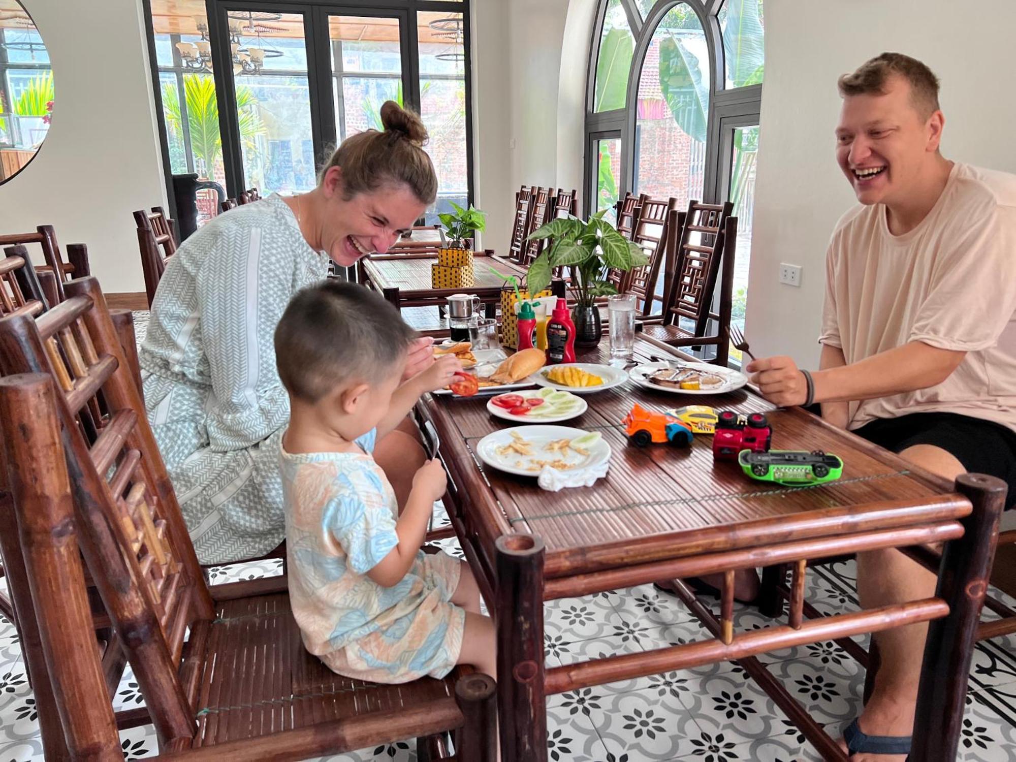 Tam Coc Paradise Homestay Ninh Bình Exteriör bild
